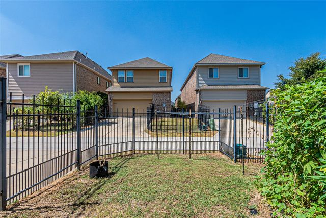6769 E Prospect Way, Irving, TX 75063