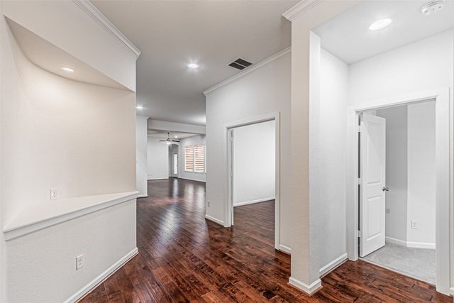 6769 E Prospect Way, Irving, TX 75063