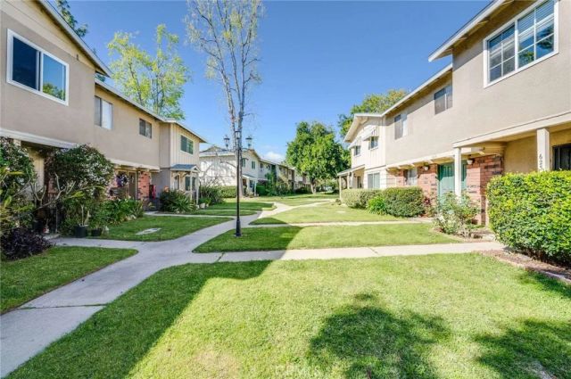 623 E Matchwood Place, Azusa, CA 91702