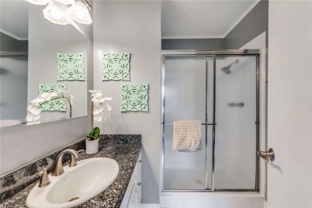 623 E Matchwood Place, Azusa, CA 91702