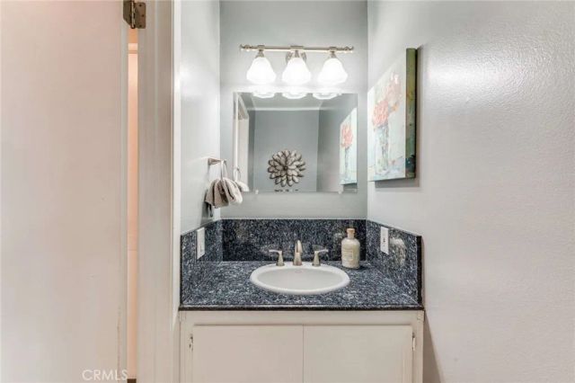 623 E Matchwood Place, Azusa, CA 91702