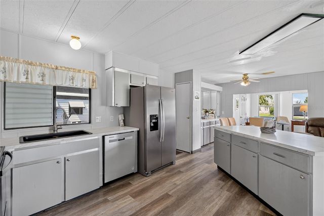 12 N BOBWHITE ROAD, Wildwood, FL 34785