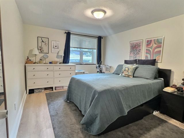 217 Kent 5, Brookline, MA 02446