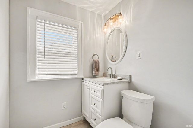 522 Benton Street, Mishawaka, IN 46545