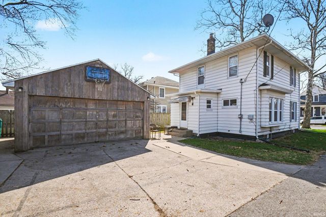 522 Benton Street, Mishawaka, IN 46545