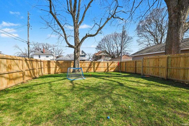 522 Benton Street, Mishawaka, IN 46545