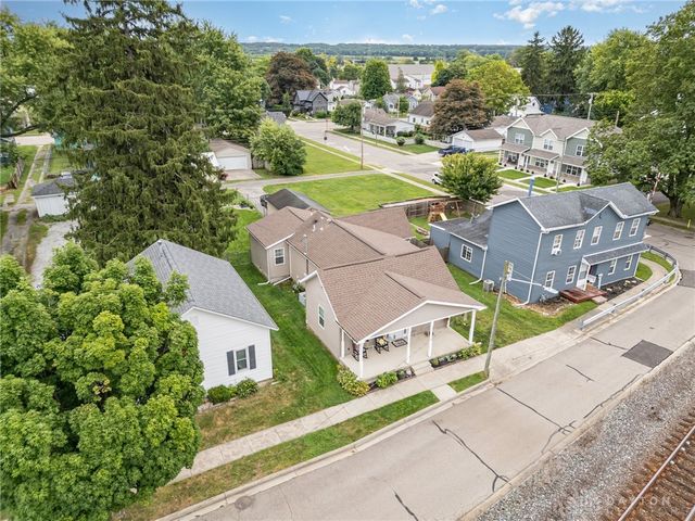 330 S 4th Street, Tipp City, OH 45371
