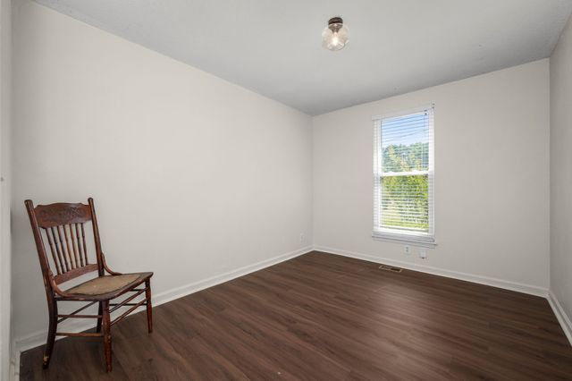 6011 Buckeye Valley Rd, Murfreesboro, TN 37129