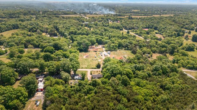 6011 Buckeye Valley Rd, Murfreesboro, TN 37129