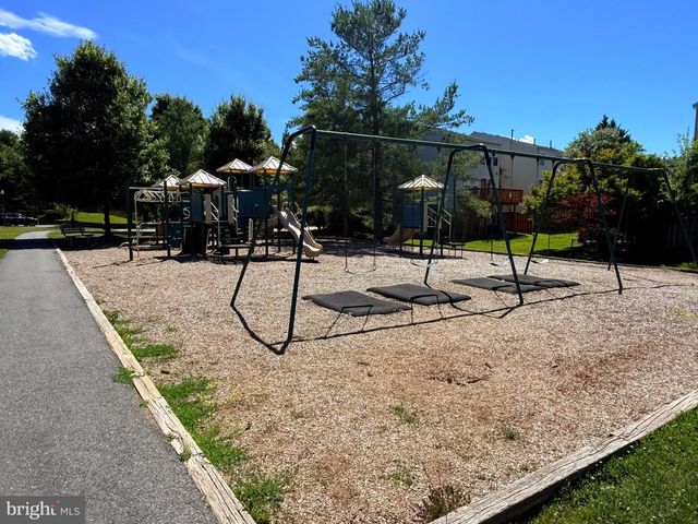 13315 SUNNY BROOKE PL, Potomac, MD 20854