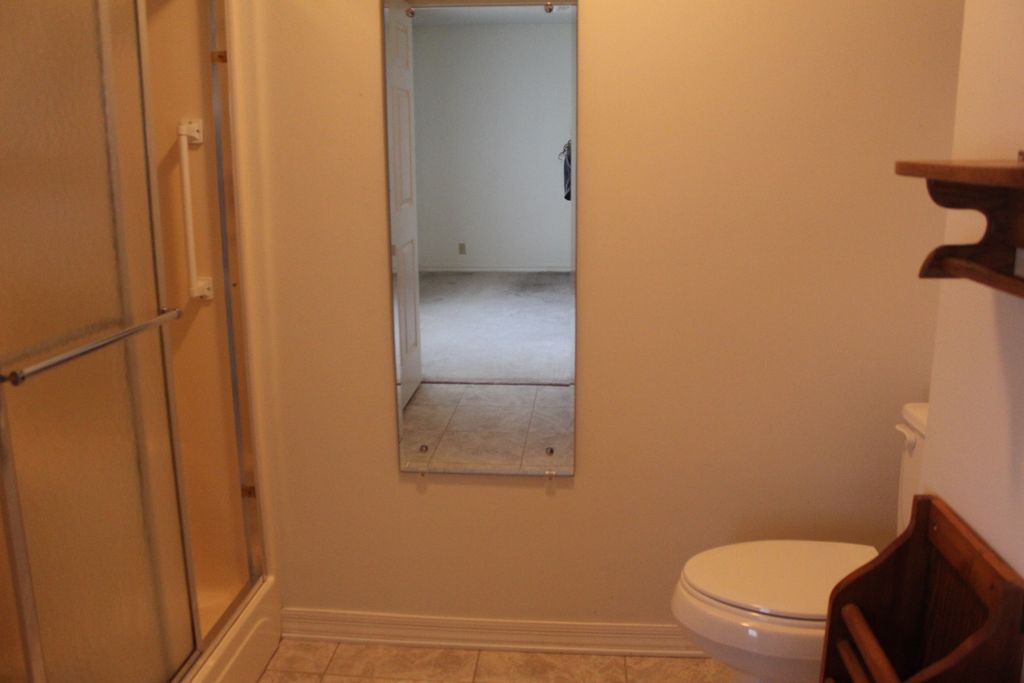 Image 15 of property listing at 3107 Apricot Avenue, Mt Vernon, IL 62864