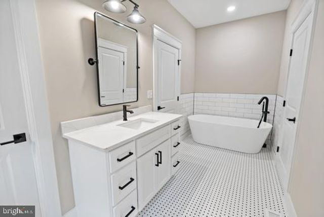 OXBOW CT, Harpers Ferry, WV 25425