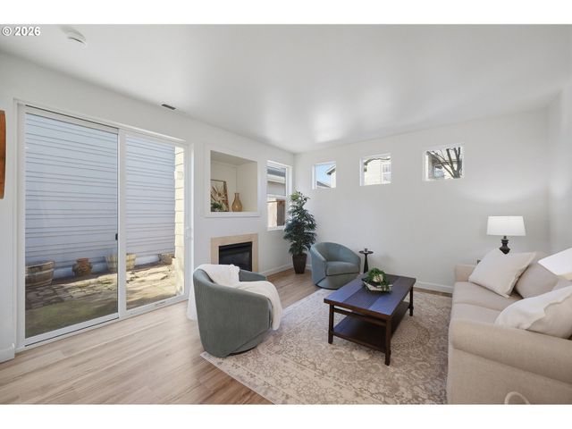 5243 WALES Dr, Eugene, OR 97402