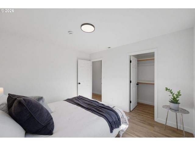 5243 WALES Dr, Eugene, OR 97402