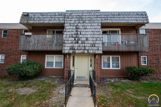 5436 SW 12th Ter Apt 2, Topeka, KS 66604