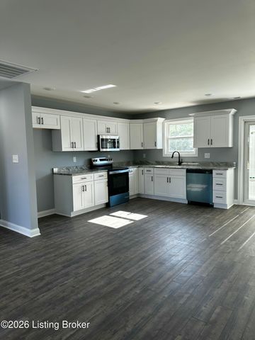 4708 Quinn Dr, Louisville, KY 40216