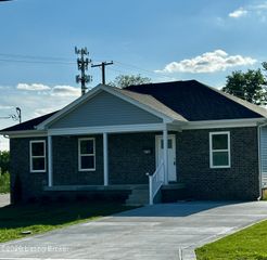 4708 Quinn Dr, Louisville, KY 40216