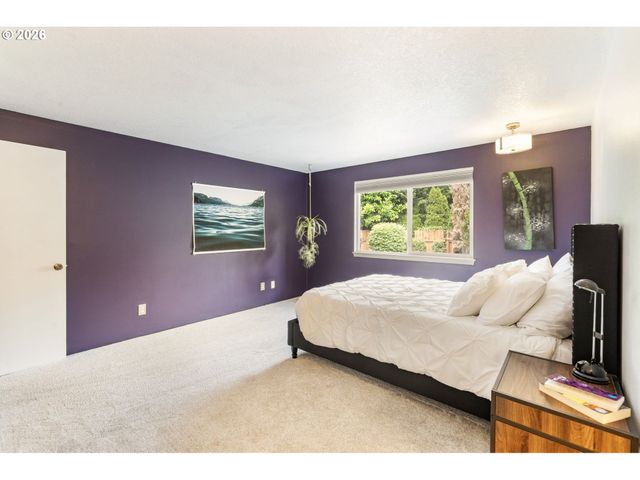 6281 N BANK St, Portland, OR 97203