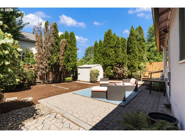 6281 N BANK St, Portland, OR 97203