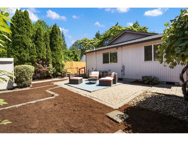 6281 N BANK St, Portland, OR 97203