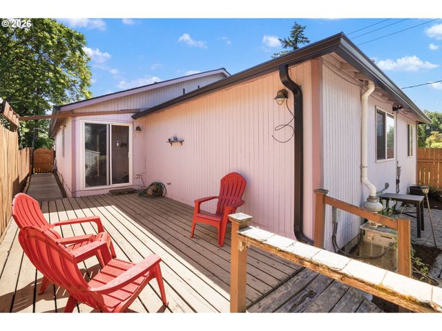 6281 N BANK St, Portland, OR 97203