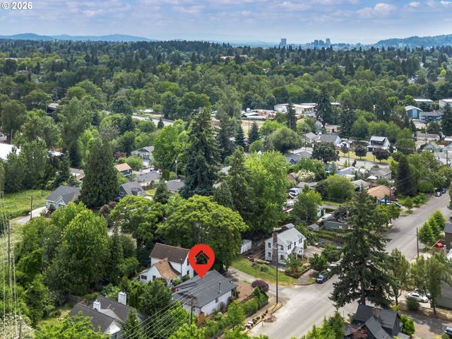 6281 N BANK St, Portland, OR 97203