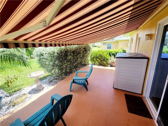 2206 E 6th ST, Lehigh Acres, FL 33936