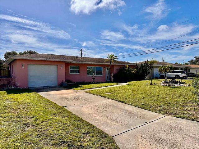 8923 110TH LANE, Seminole, FL 33772
