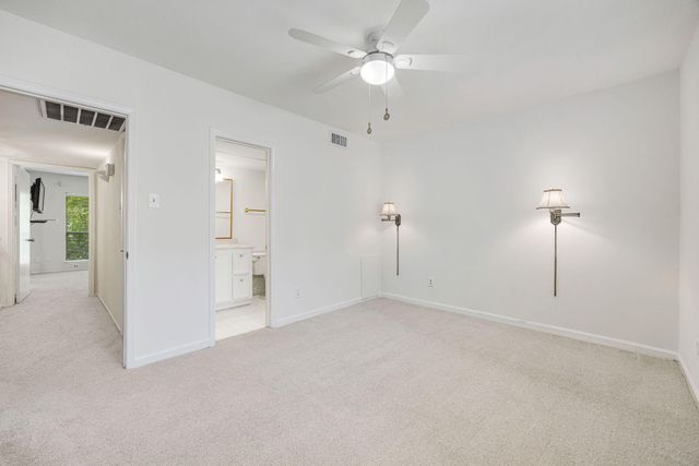 1805 Stoney Brook Drive 105, Houston, TX 77063