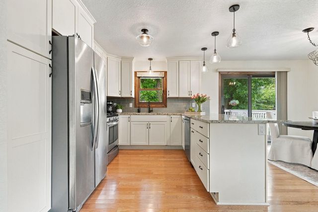 1602 Long Lake Road, New Brighton, MN 55112