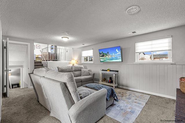 651 LAFAYETTE BLVD, Cheyenne, WY 82009