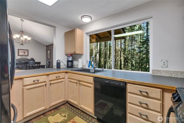 10015 Jimi Place SW, Port Orchard, WA 98367