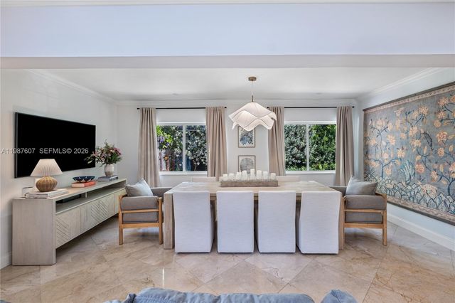 10235 SW 58th Ct, Pinecrest, FL 33156