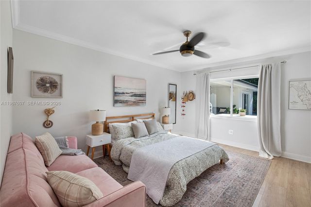 10235 SW 58th Ct, Pinecrest, FL 33156