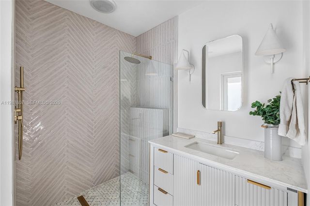 10235 SW 58th Ct, Pinecrest, FL 33156