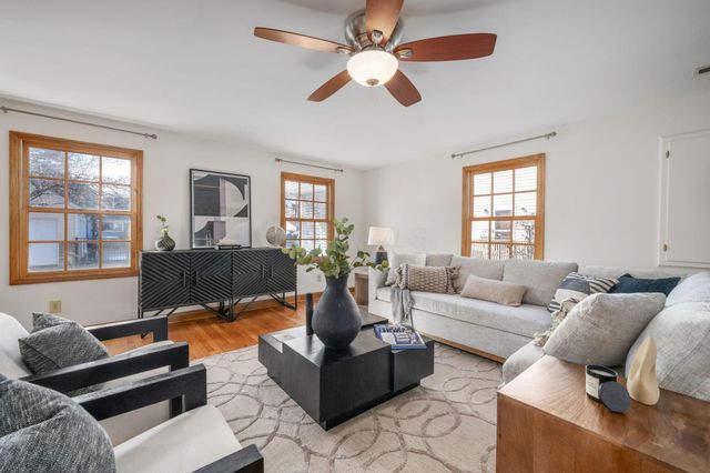 2731 E Broad Street, Columbus, OH 43209