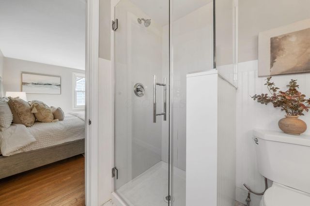 2731 E Broad Street, Columbus, OH 43209