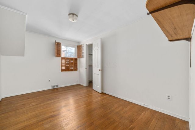 2731 E Broad Street, Columbus, OH 43209