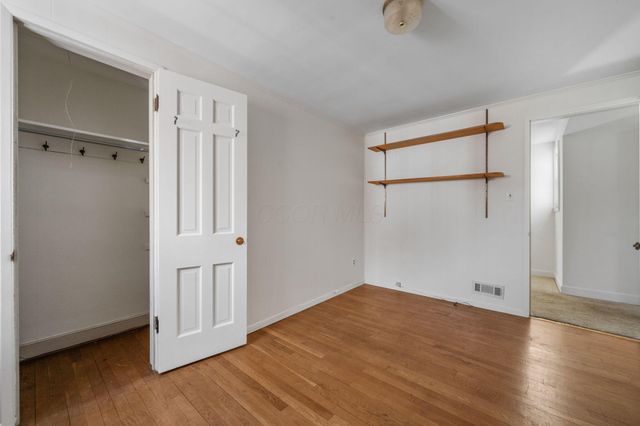 2731 E Broad Street, Columbus, OH 43209