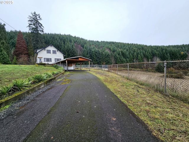 32373 JP WEST Rd, Scappoose, OR 97056