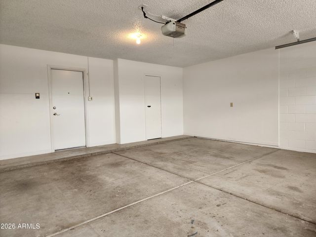 8708 W RUTH Avenue, Peoria, AZ 85345