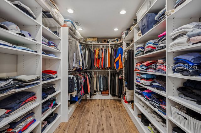 17 Gunnery Ln, Hilton Head Island, SC 29928