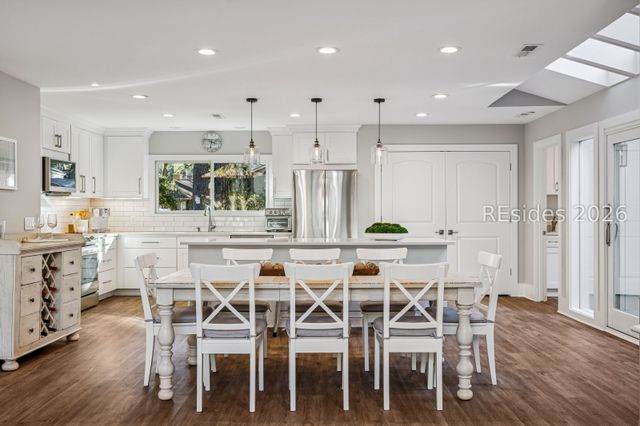 17 Gunnery Ln, Hilton Head Island, SC 29928