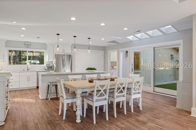 17 Gunnery Ln, Hilton Head Island, SC 29928