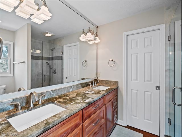 4195 Arlington Drive, Brunswick, OH 44212