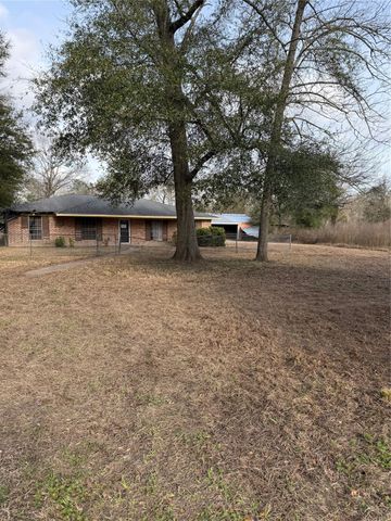 274 County Road 3375, Cleveland, TX 77327
