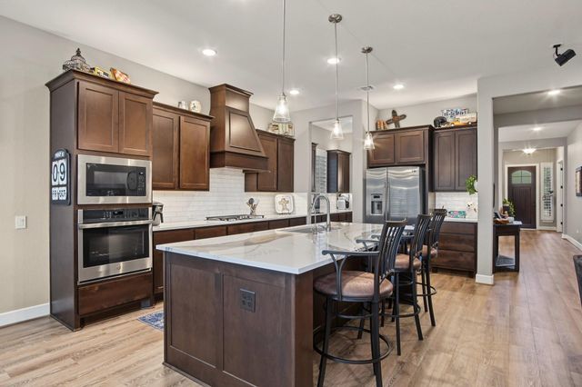 114 S Wild Petunia Trail, Montgomery, TX 77316