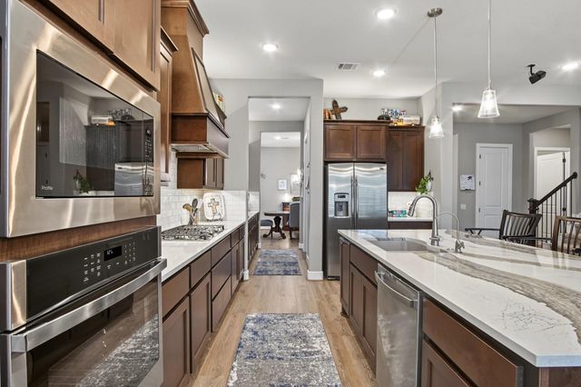 114 S Wild Petunia Trail, Montgomery, TX 77316