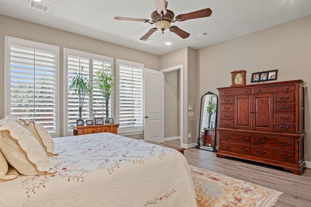 114 S Wild Petunia Trail, Montgomery, TX 77316