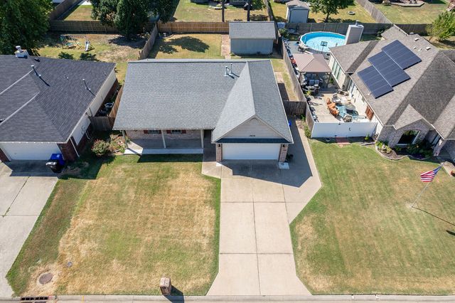 19638 E 38th Place S, Broken Arrow, OK 74014
